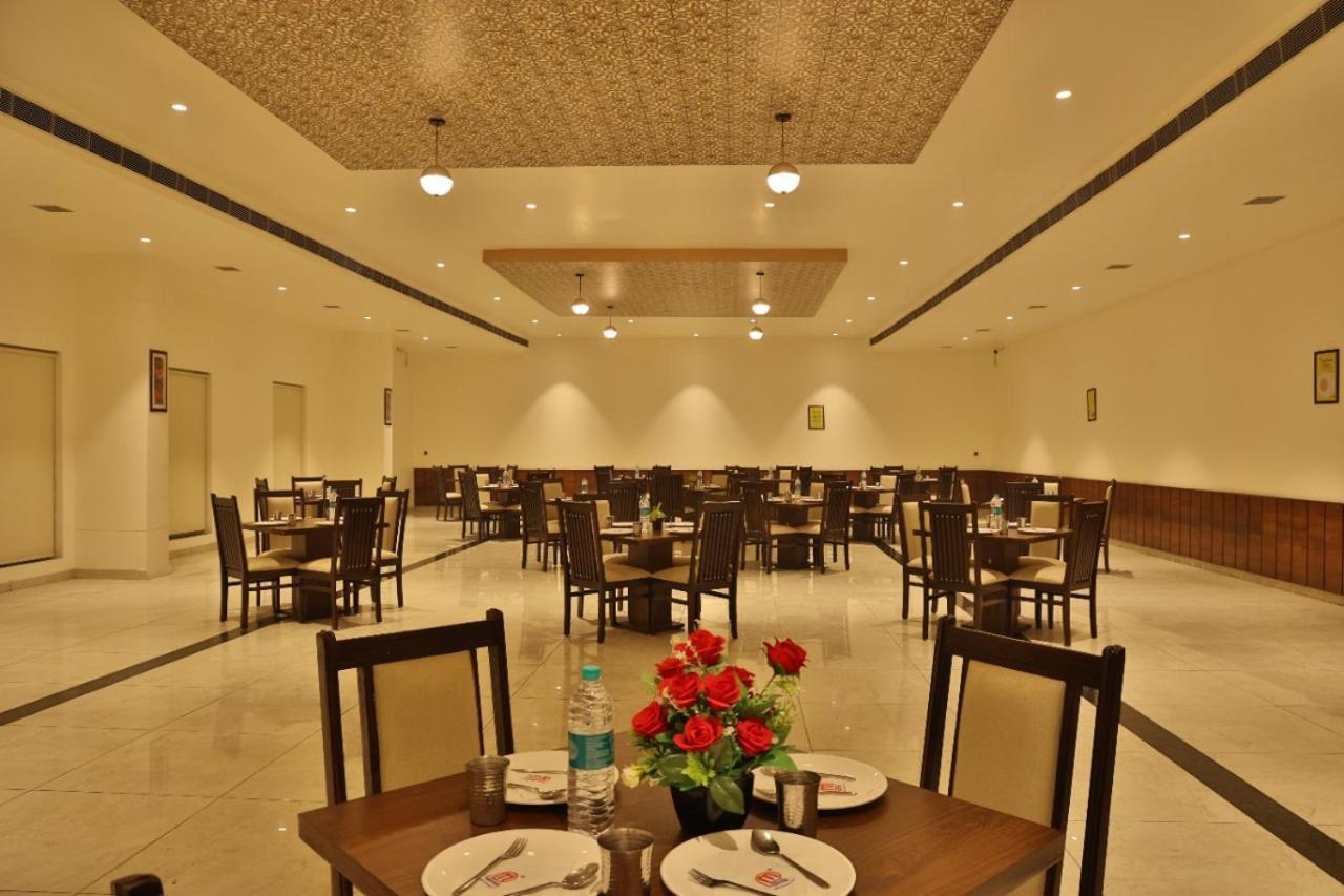 Mannat Resort Paota Prāgpura Buitenkant foto