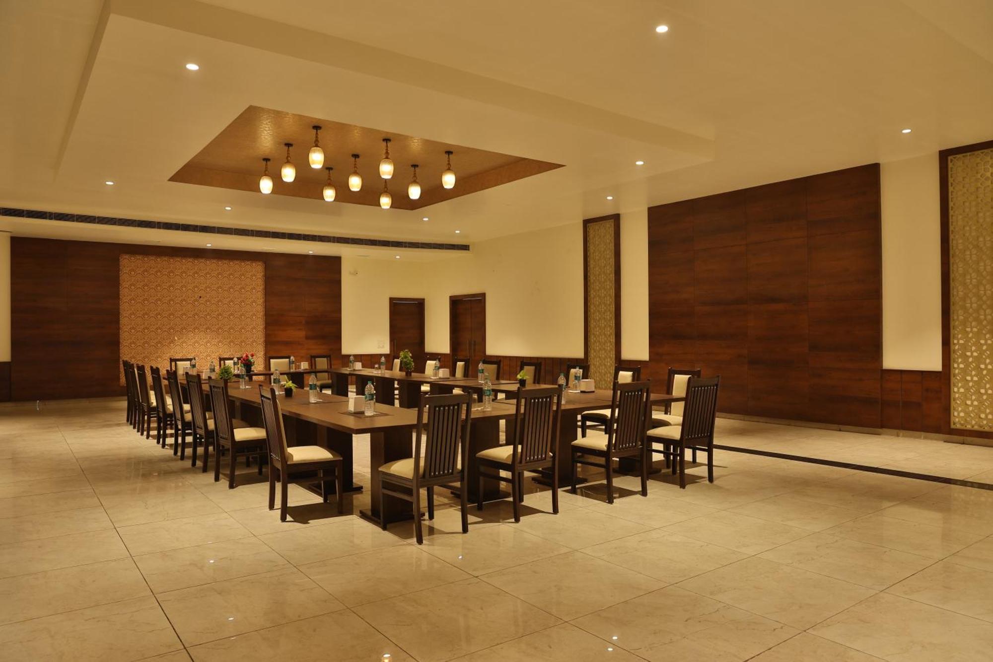Mannat Resort Paota Prāgpura Buitenkant foto